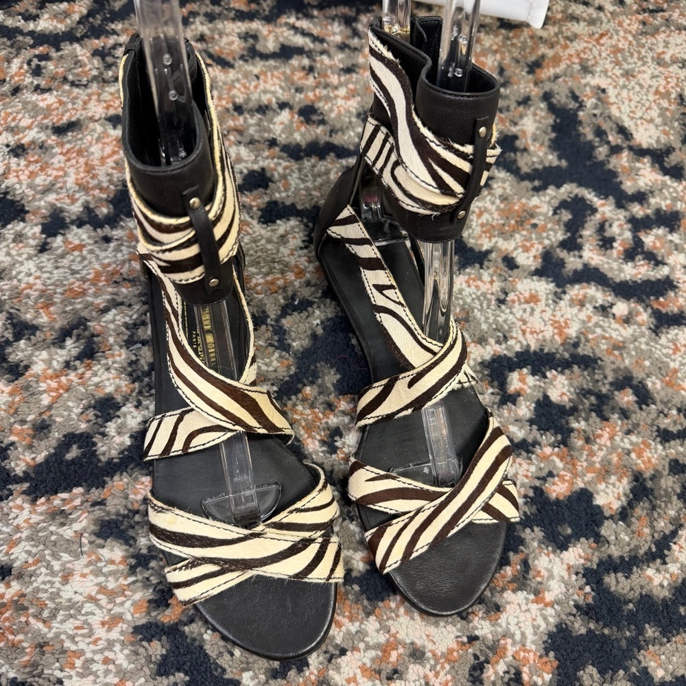 NWOT Pierre Balmain ‘Amelie’ Zebra Print Pony Hair Strappy Zip-Back Sandals Sz 6 - Picture 5 of 16